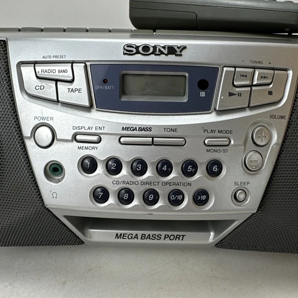 Vintage Sony CFD-S32 CD Radio Cassette AM/FM Boombox Mega Bass Gray Y2K + Remote